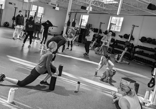 Does the Health Group in St. Louis, Missouri Offer Fitness Classes and Personal Training Sessions?
